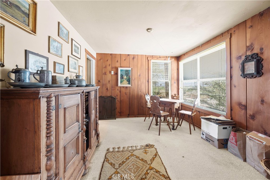 955 Park Avenue Property Photo 23