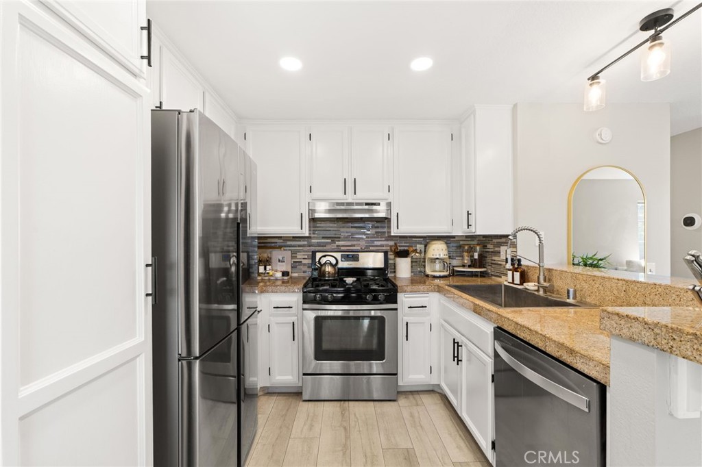 21256 Camelia Property Photo 1