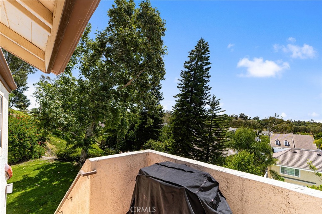 21256 Camelia Property Photo 5