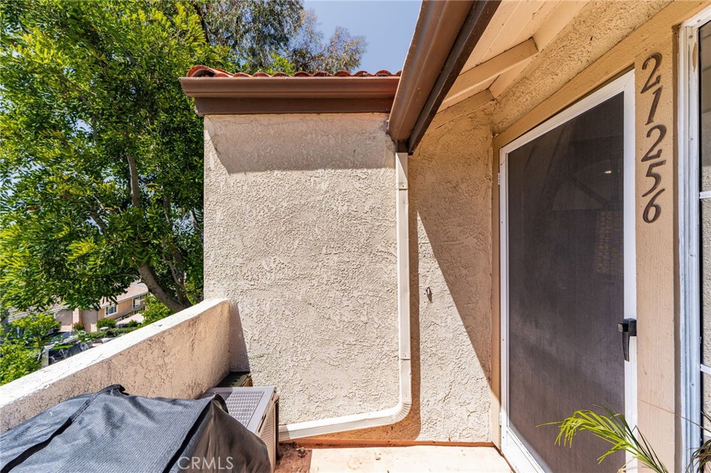 21256 Camelia Property Photo 6