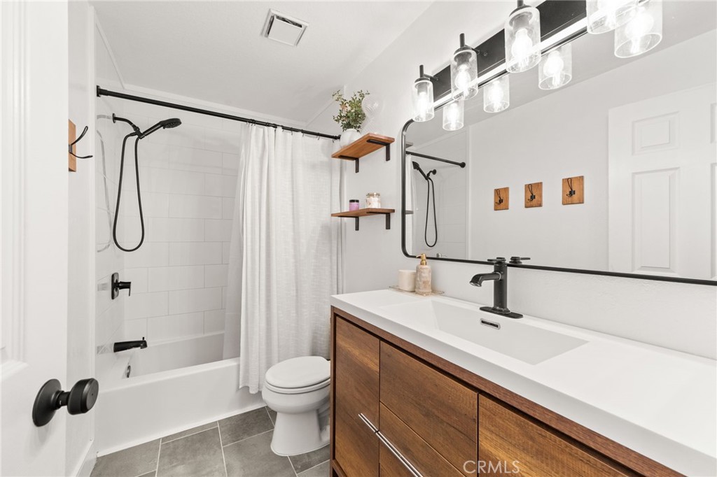21256 Camelia Property Photo 26