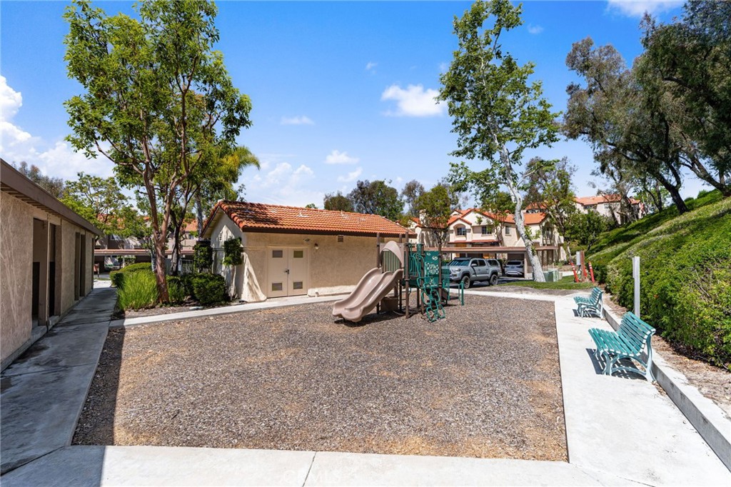 21256 Camelia Property Photo 29