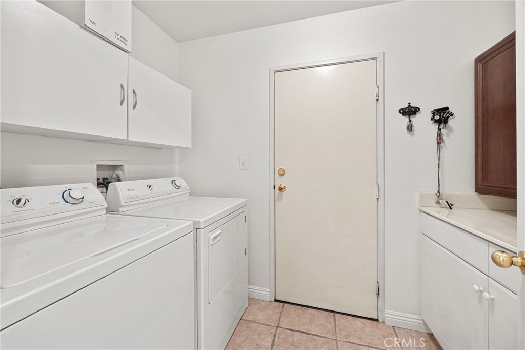 33433 Emerson Way B Property Photo 30