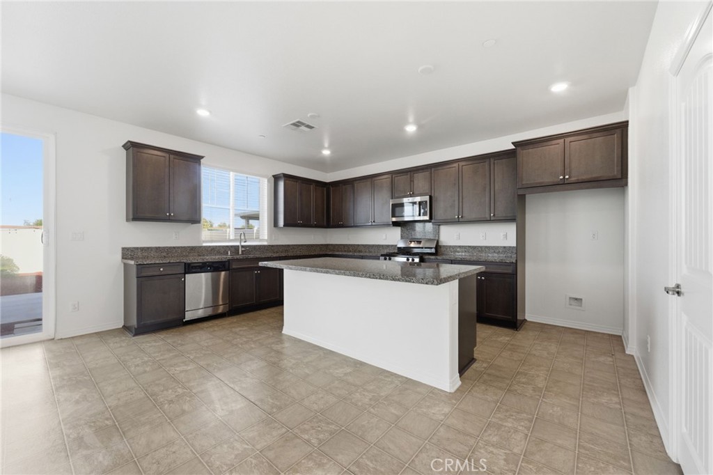 30896 Wild Berry Property Photo 18