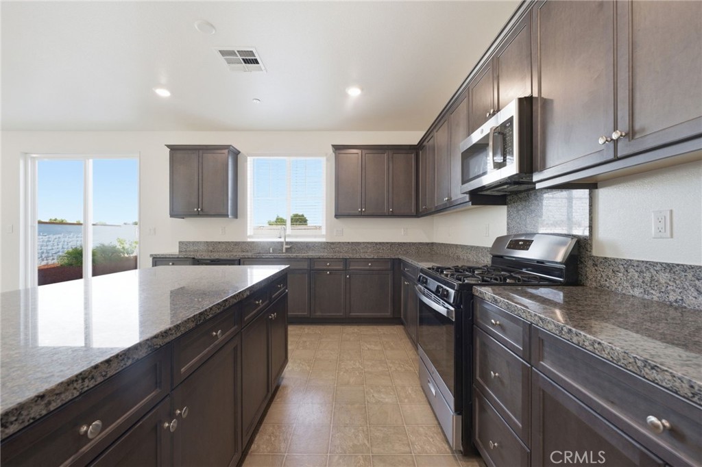 30896 Wild Berry Property Photo 19