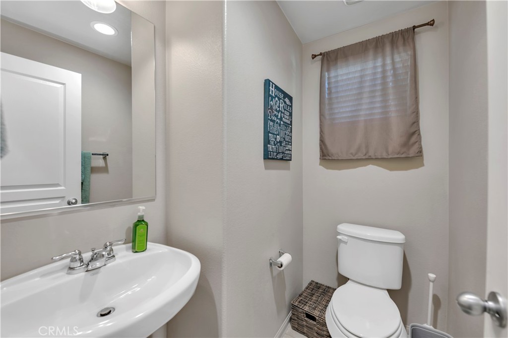 40042 Calle Real Property Photo 15