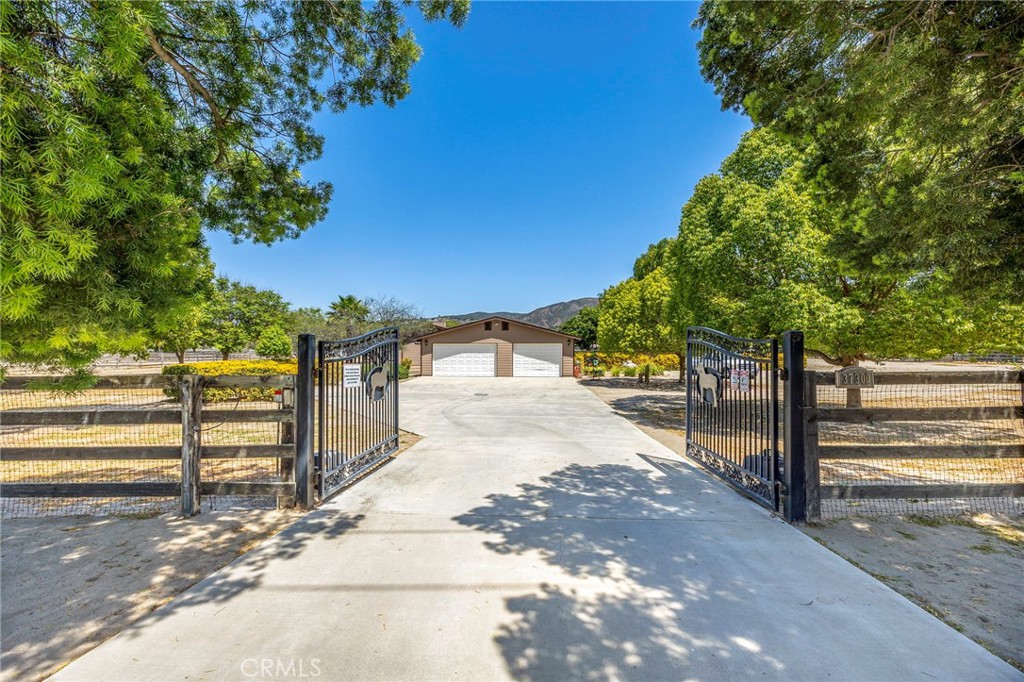 37055 De Portola Rd Property Photo 23