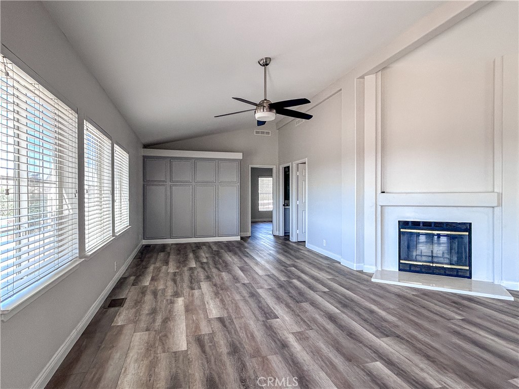 40705 Calle Vecina Property Photo 8