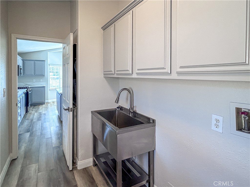 40705 Calle Vecina Property Photo 13