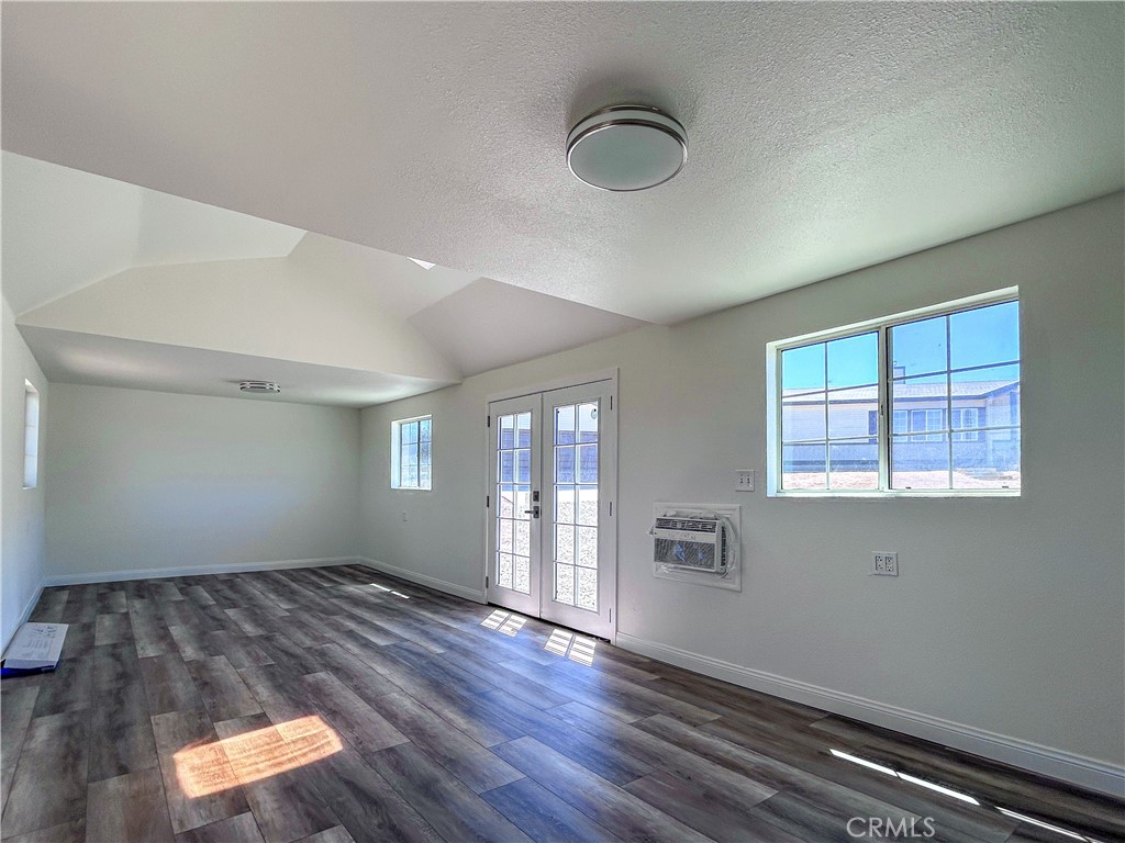 40705 Calle Vecina Property Photo 33