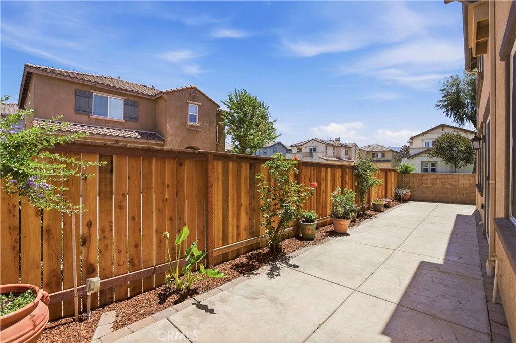 31598 Six Rivers Court Property Photo 19