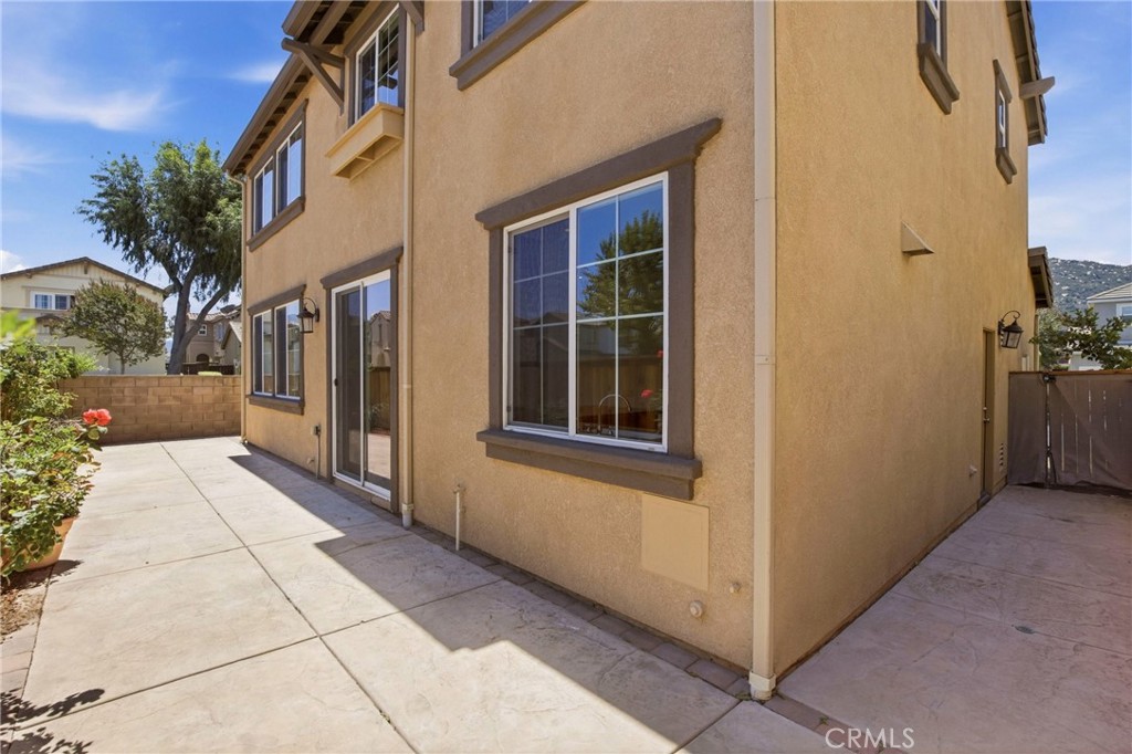 31598 Six Rivers Court Property Photo 20