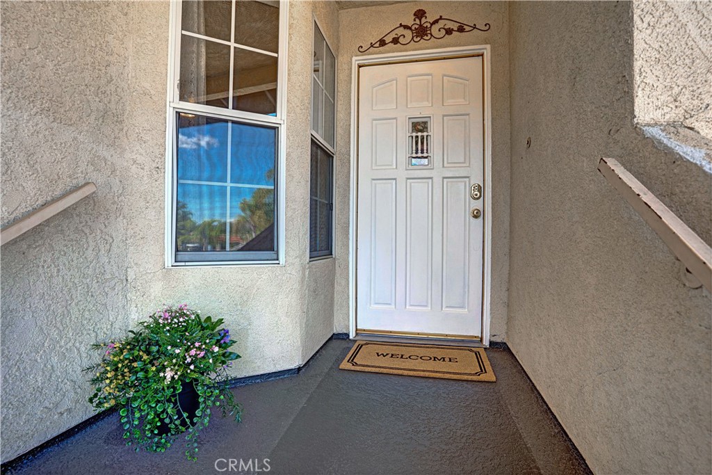 22196 Hoofbeat Way Property Photo 1