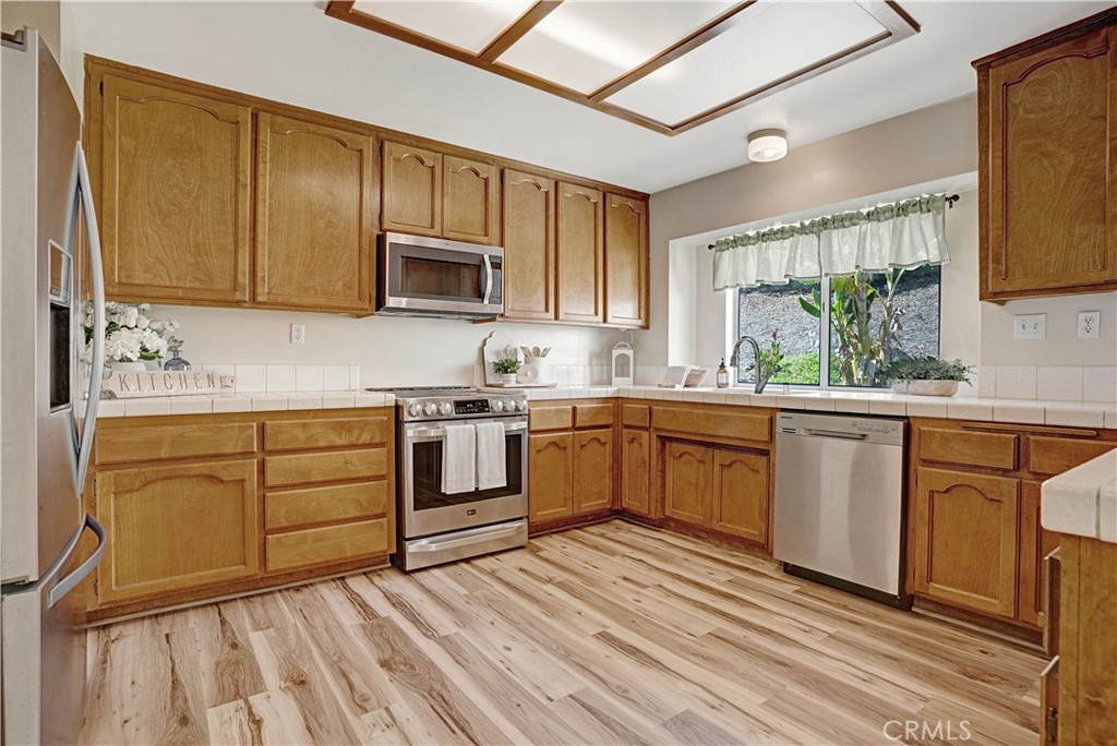 22196 Hoofbeat Way Property Photo 12