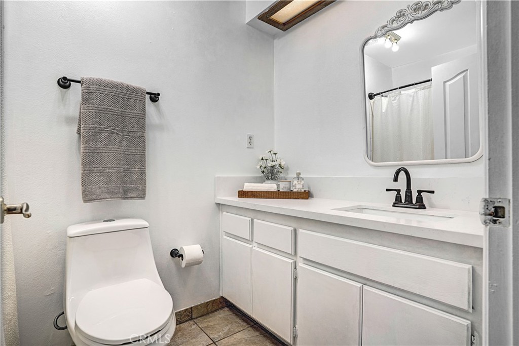 22196 Hoofbeat Way Property Photo 16