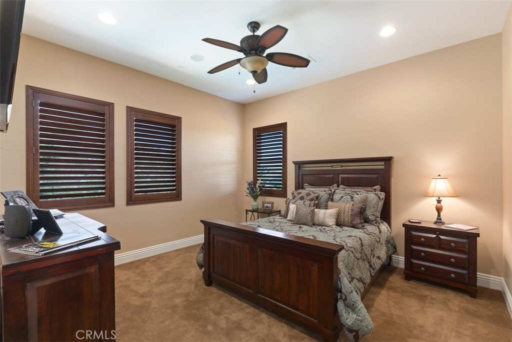 21128 Via Los Laureles Property Photo 31