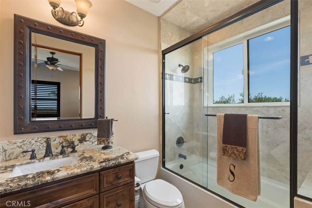 21128 Via Los Laureles Property Photo 32