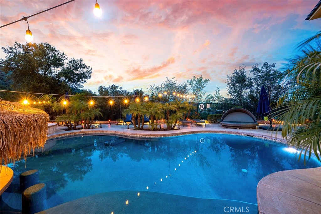 21128 Via Los Laureles Property Photo 37