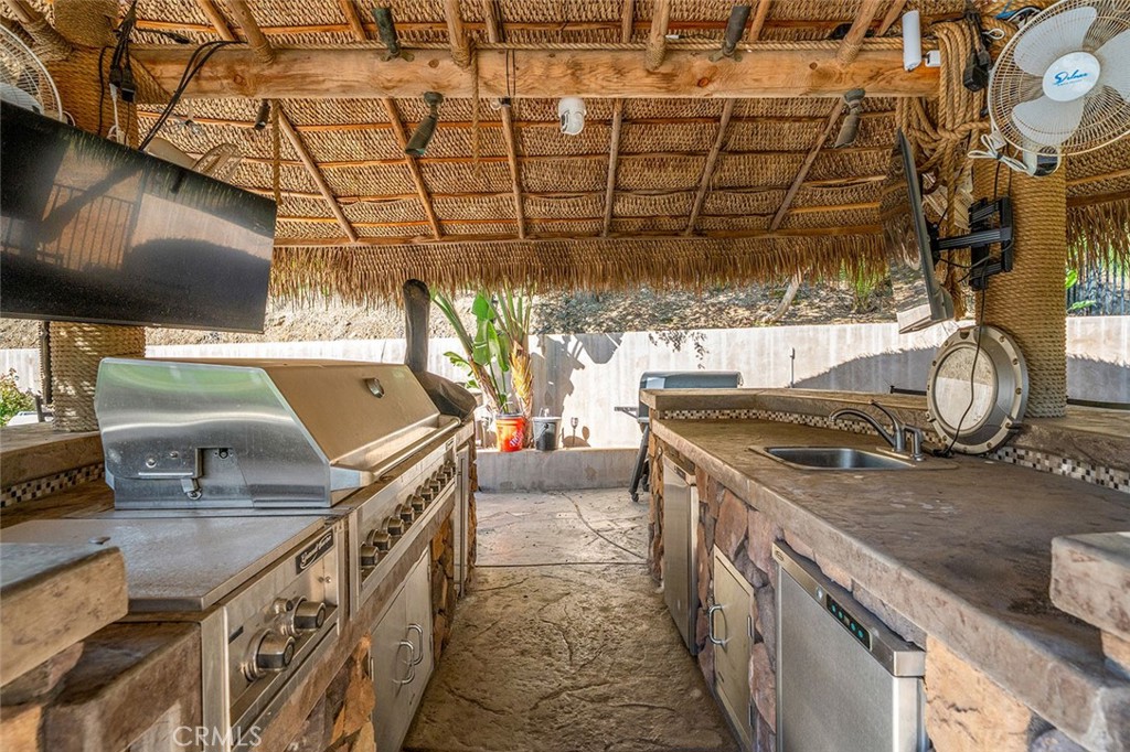 21128 Via Los Laureles Property Photo 42