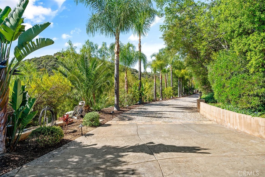 21128 Via Los Laureles Property Photo 55