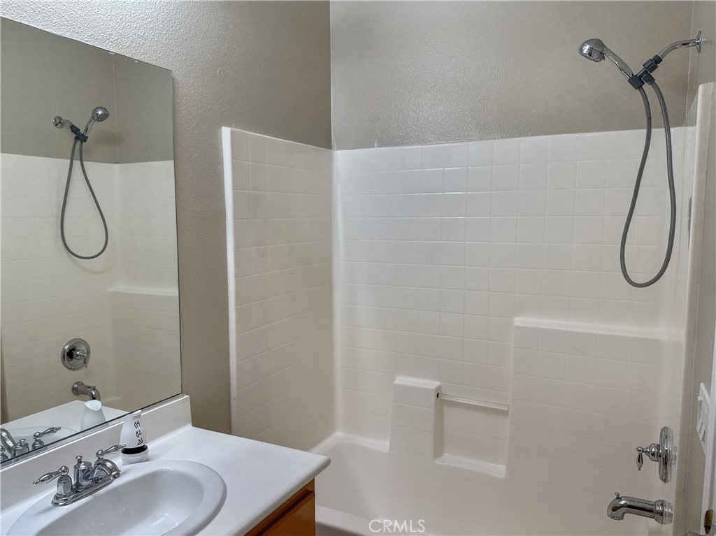 1800 E Lakeshore 412 Property Photo 10