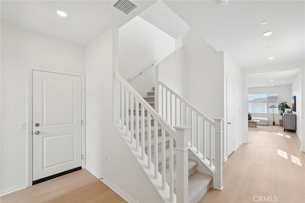 12838 Olympus Circle Property Photo 4