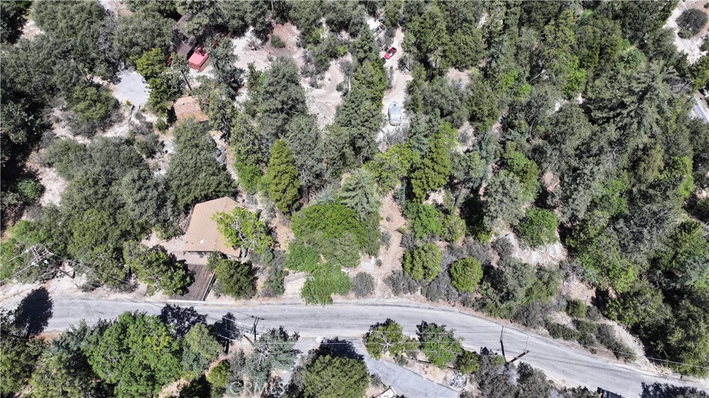 8 Big Rock Drive Property Photo 4