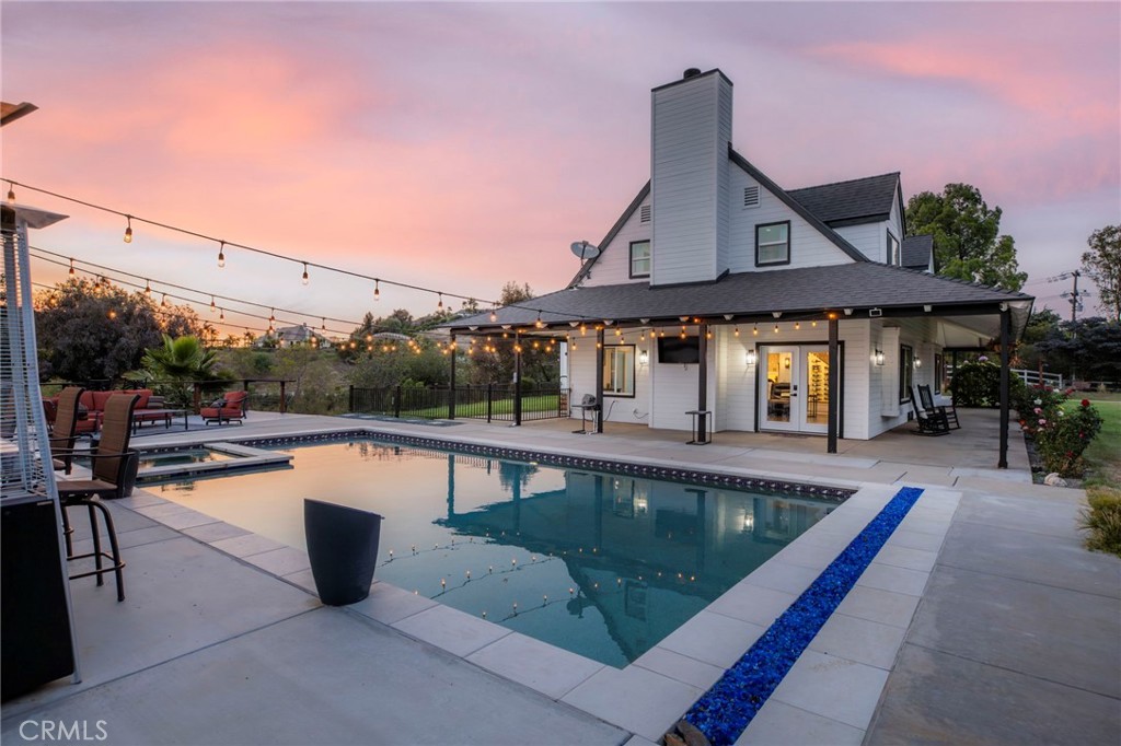 42525 Calle Capistrano Property Photo 3