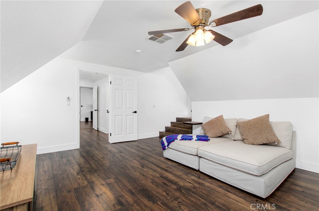 42525 Calle Capistrano Property Photo 37