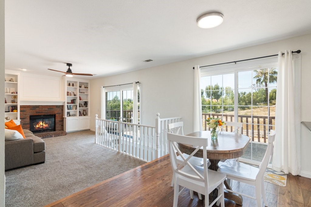 40575 Calle Fiesta Property Photo 10