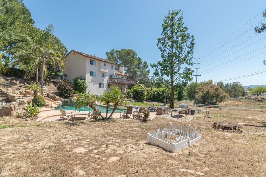 40575 Calle Fiesta Property Photo 41