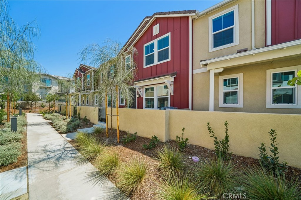 4271 E Carmel Privado Street Property Photo 4