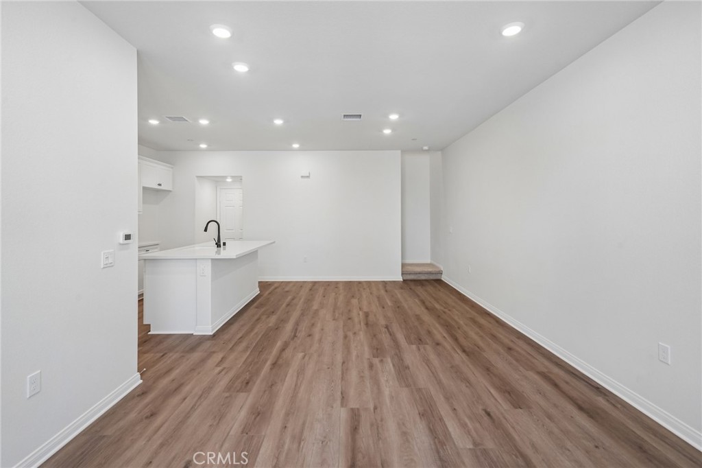 4271 E Carmel Privado Street Property Photo 7
