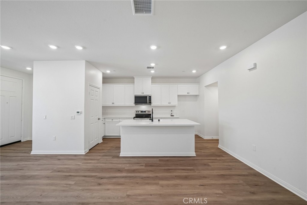 4271 E Carmel Privado Street Property Photo 10