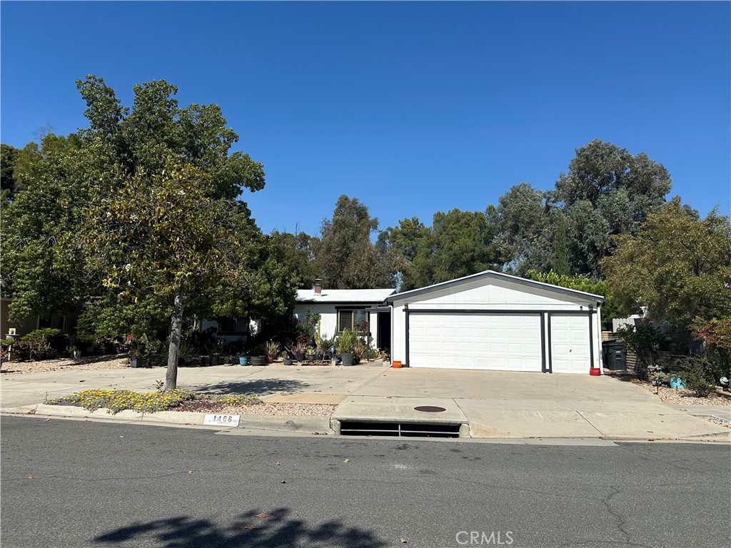 1468 Willow Leaf Property Photo 1