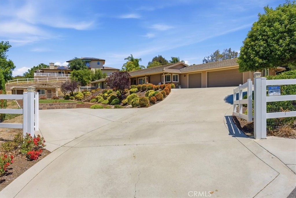 40780 Carmelita Property Photo 38