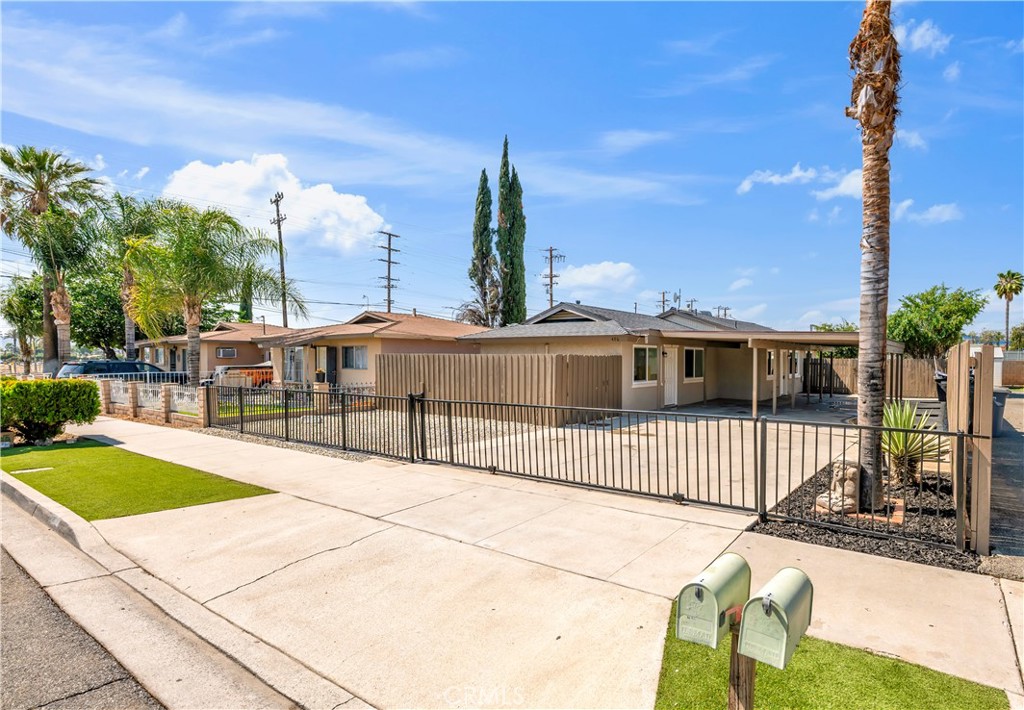 470 W Kimball Property Photo 1