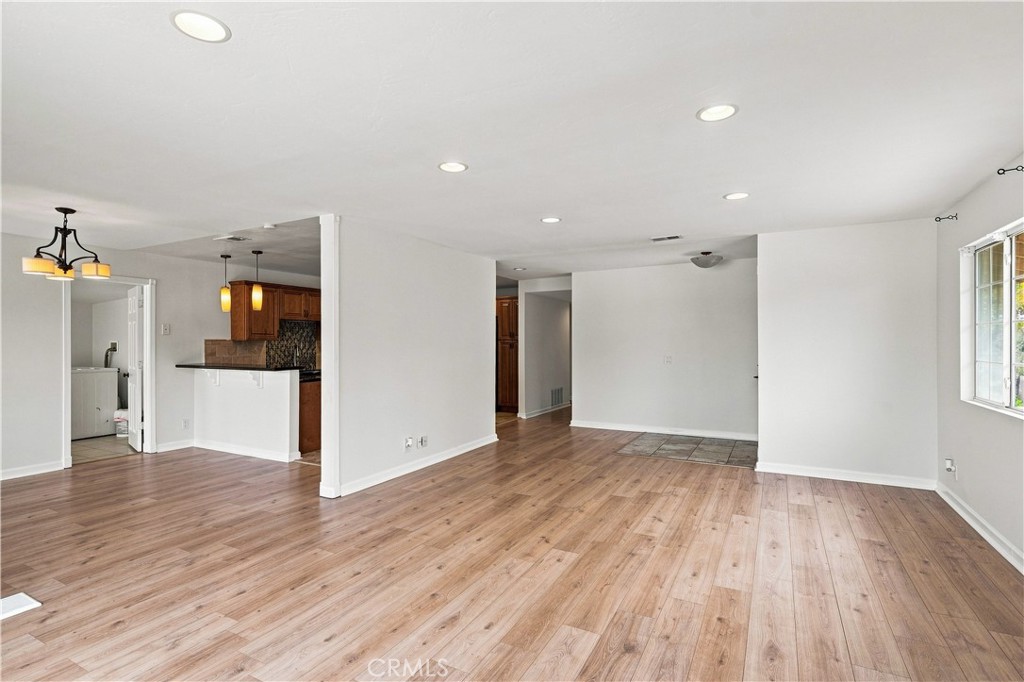 1340 E Fallbrook Street Property Photo 4