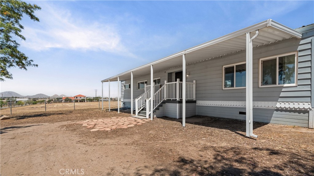 28736 Warren Property Photo 2