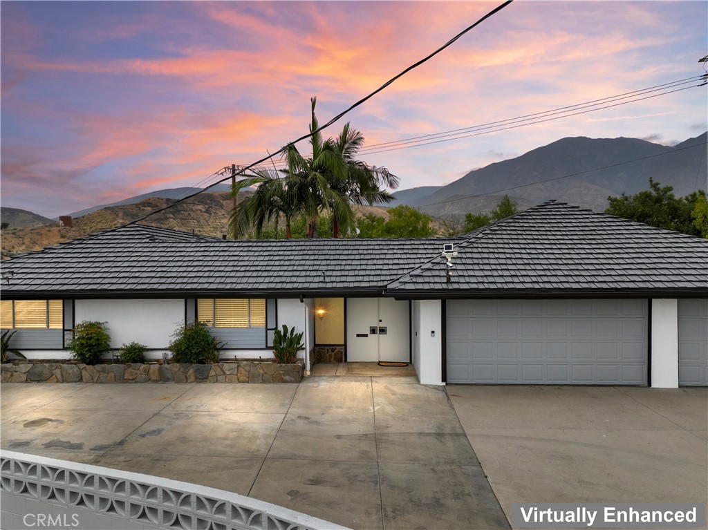5094 Mariposa Property Photo 1