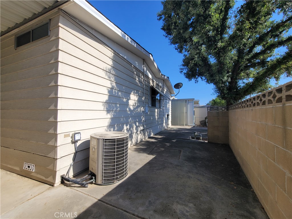 27601 Sun City Boulevard 190 Property Photo 11