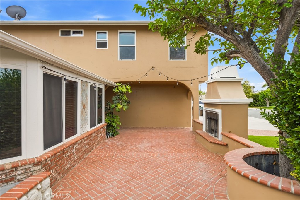 29628 Squaw Valley Drive Property Photo 6