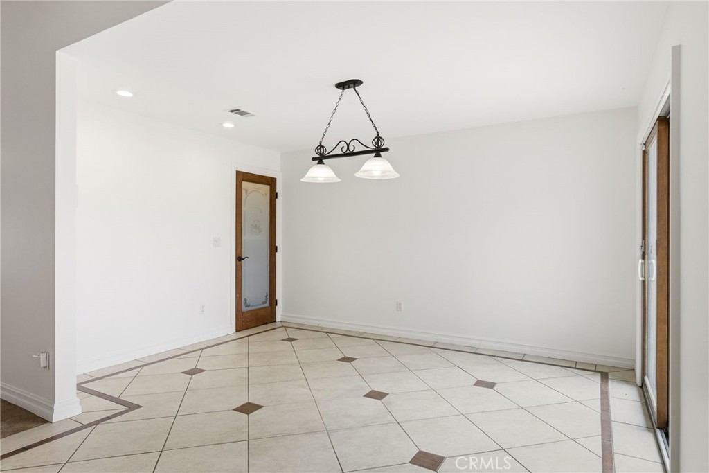 29628 Squaw Valley Drive Property Photo 11