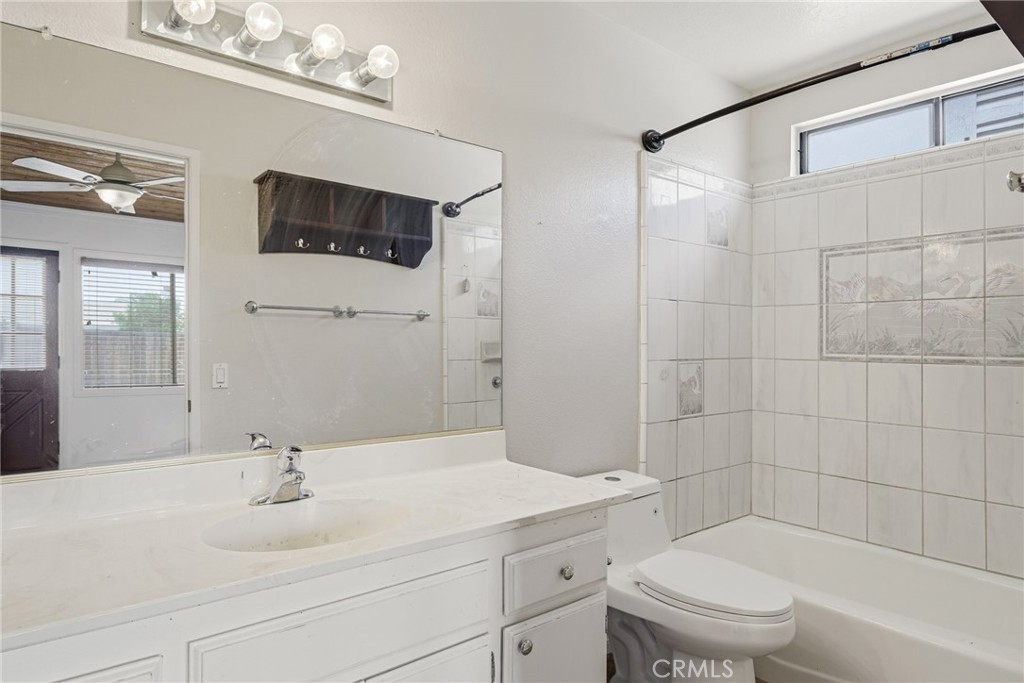 29628 Squaw Valley Drive Property Photo 23