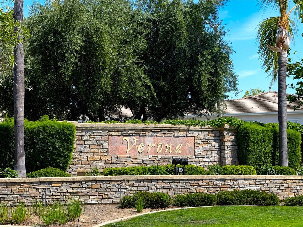 26408 Arboretum 2706 Property Photo 4