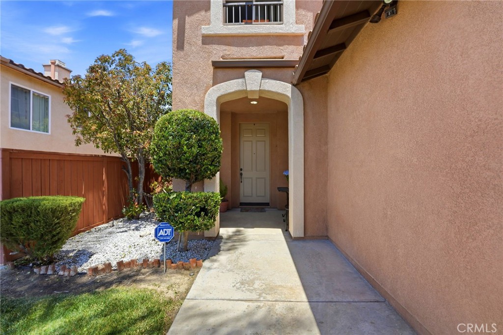 33882 Flora Springs Property Photo 3