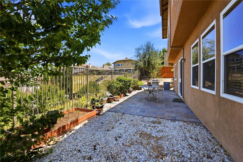 33882 Flora Springs Property Photo 4