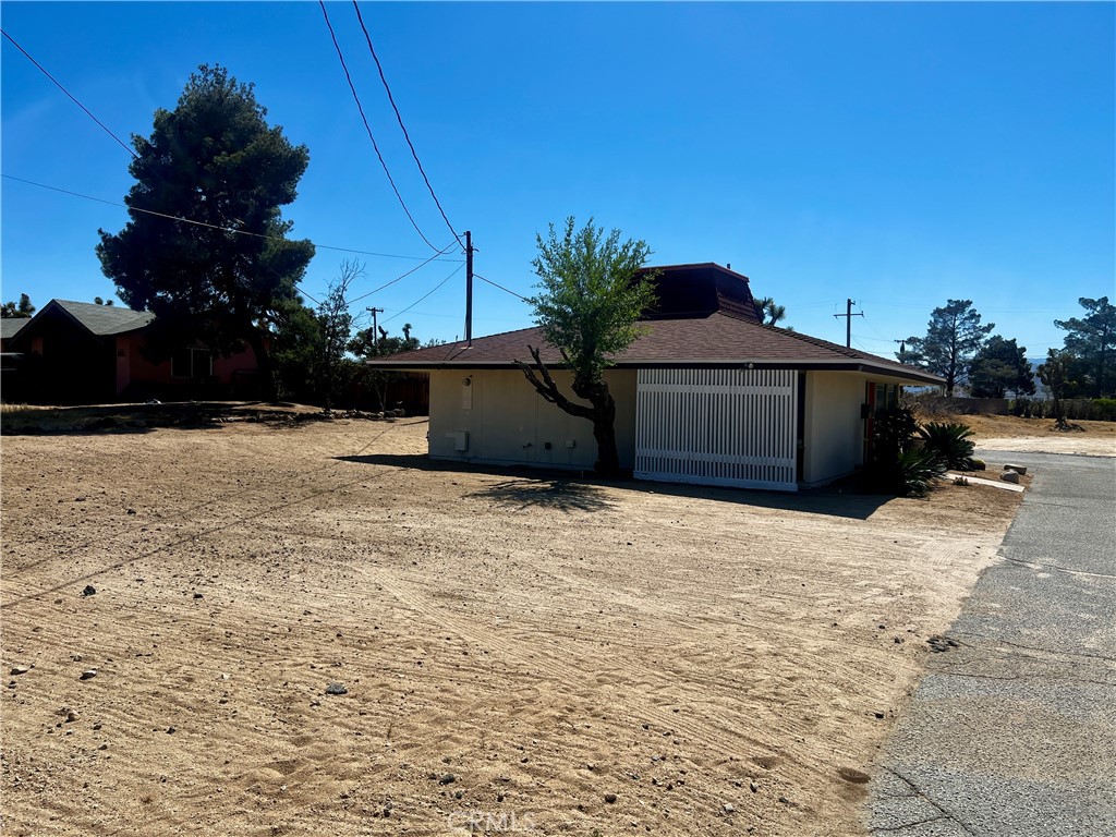 7328 Valley Vista Property Photo 2