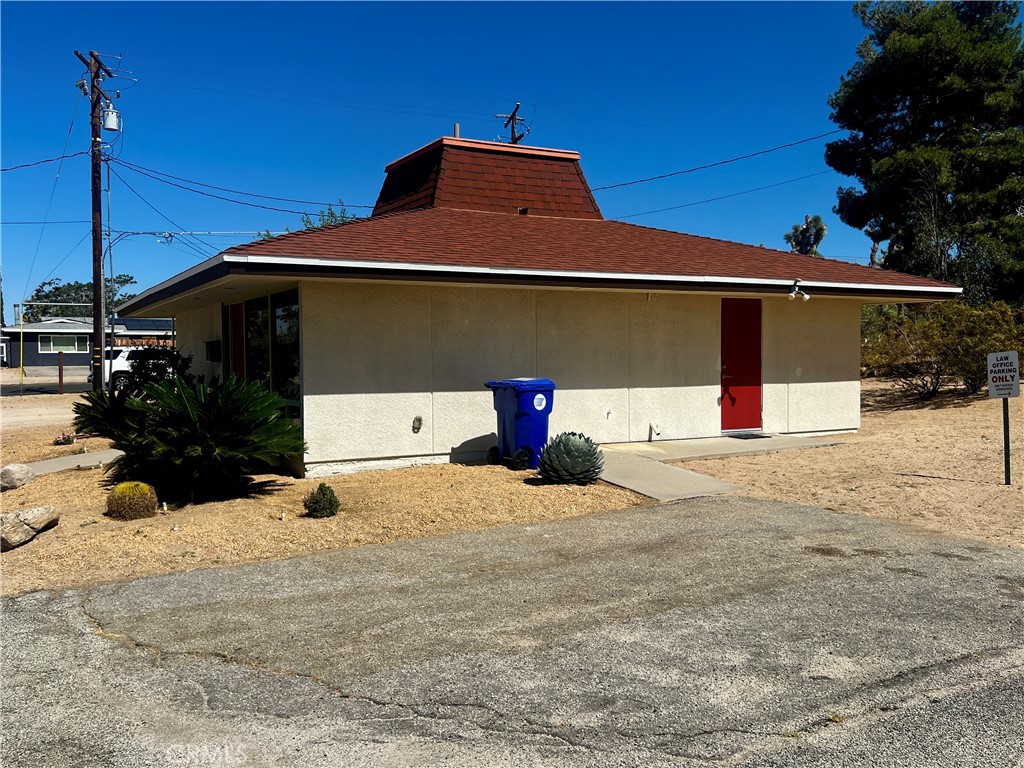 7328 Valley Vista Property Photo 7