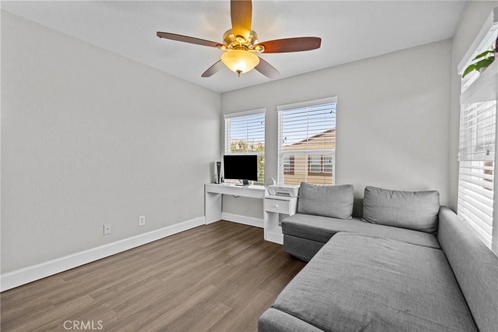 41710 Woodridge 2 Property Photo 10
